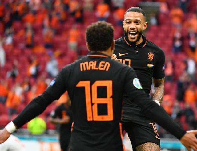 多个方面得 多个方面得