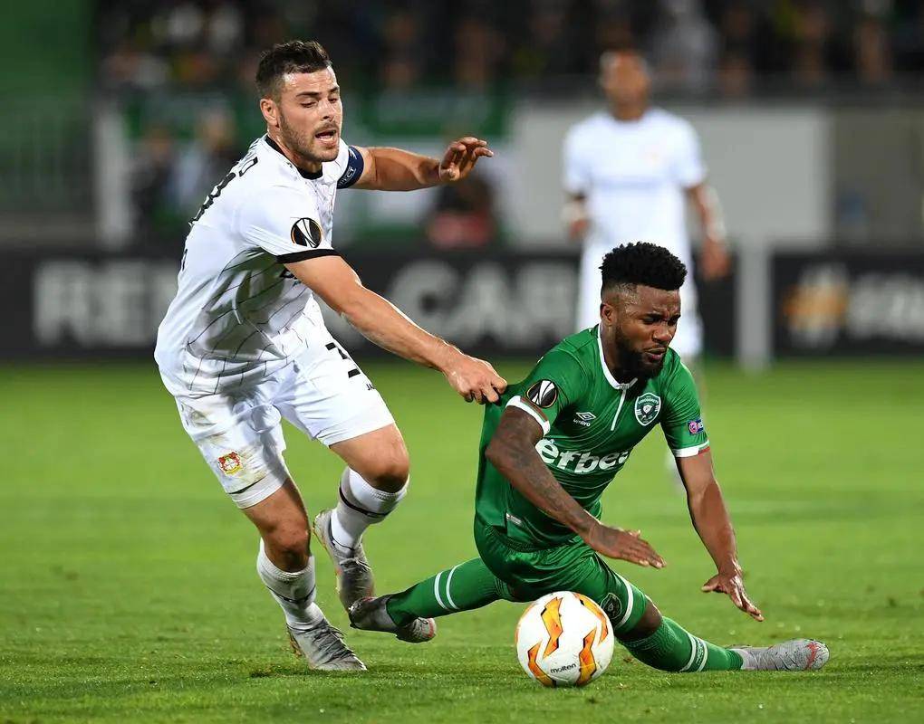 两队的每次 两队的每次