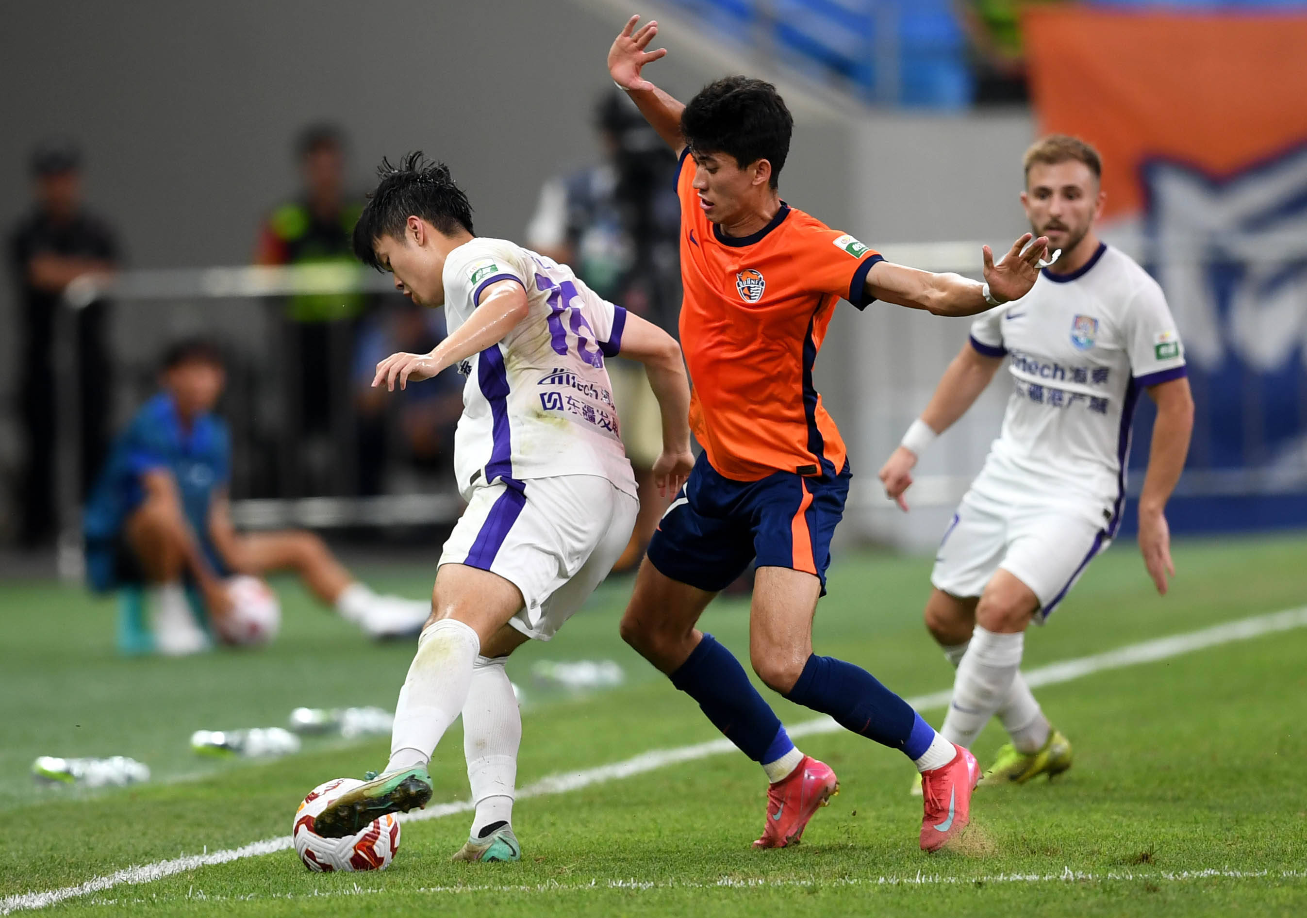 与的比赛风 与的比赛风