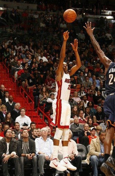 场制造对手 场制造对手