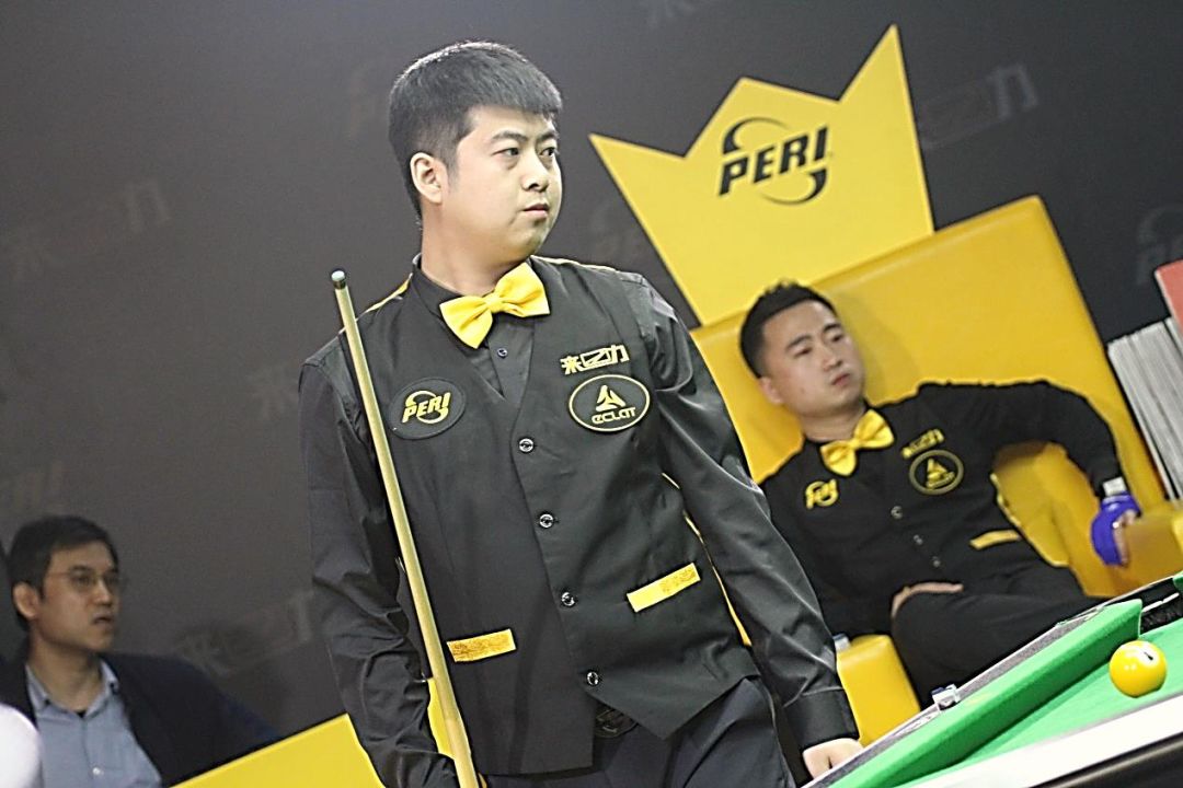 写了令人振 写了令人振